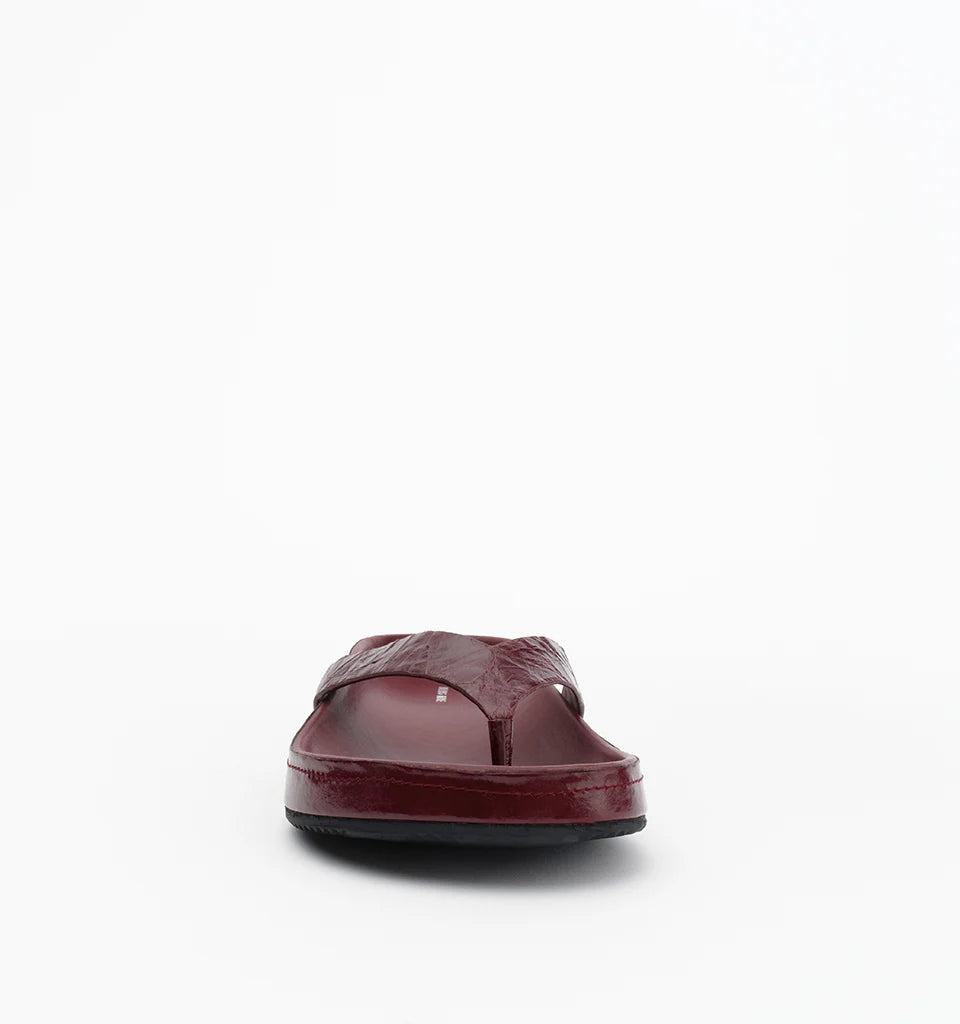 Alias Mae Akiko Flat in Burgundy Oily Crinkle Leather - styled look