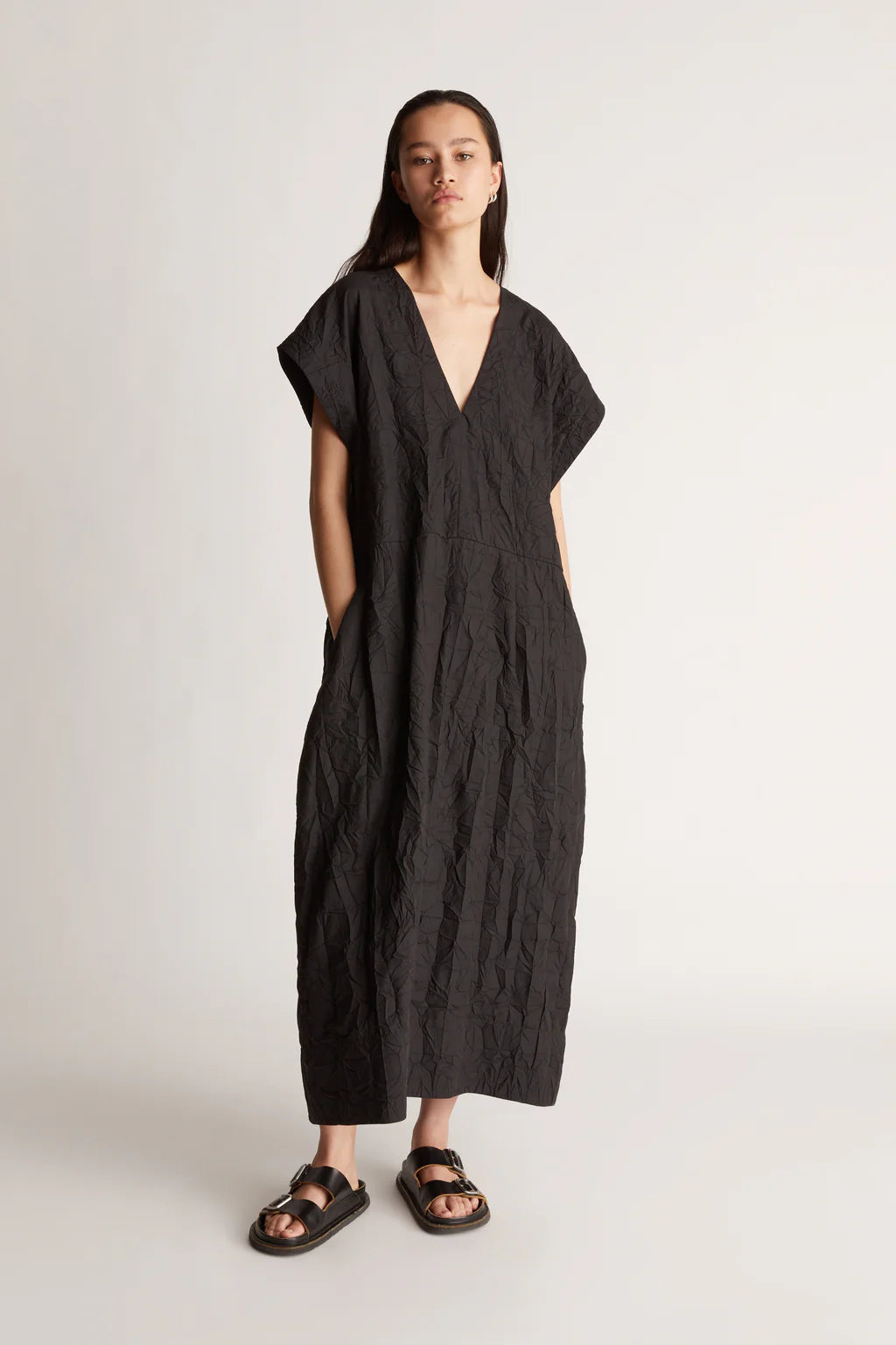 Weber V-Neck Dress | Black