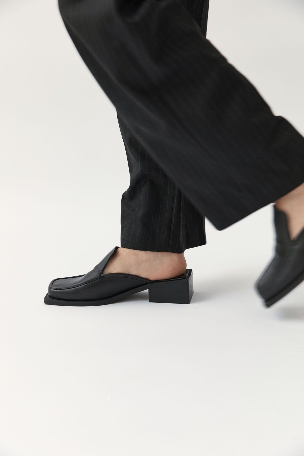 St.Agni Square Toe Mule - Black