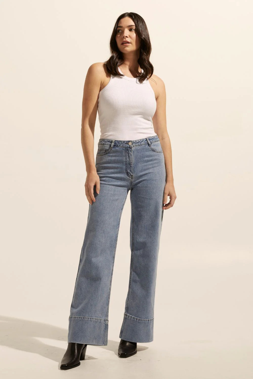 Zoe Kratzmann Magnet Jean in Washed Denim